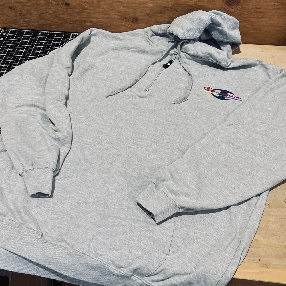 Champion Men's Grey Hoodie